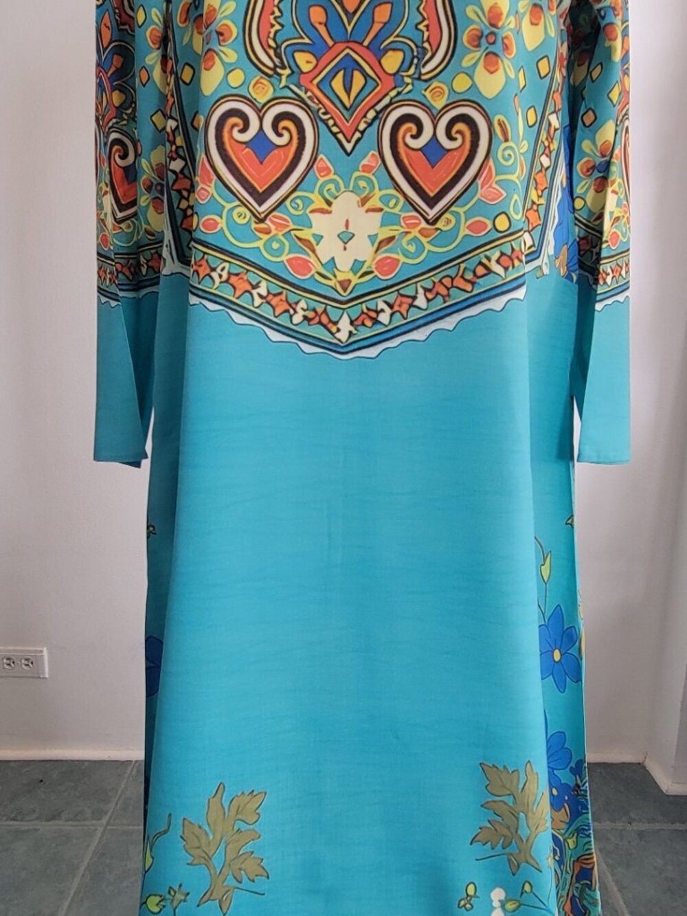 Tiana B Turquoise Paisley Print Long Sleeve Maxi Dress - Picture 13 of 16